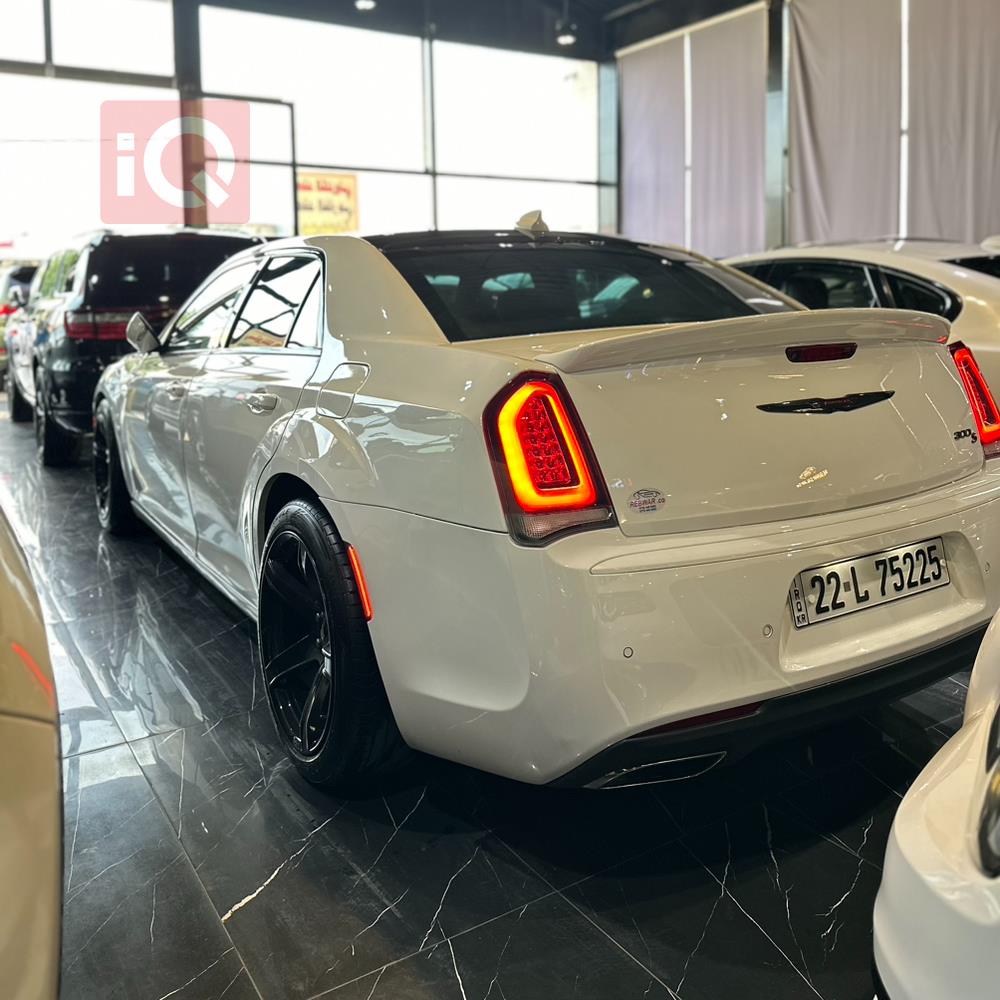 Chrysler 300